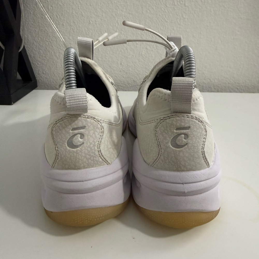 Clove Women's White Athletic Shoes - Picture 7 of 8